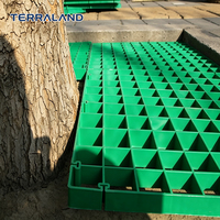 Grille d'arbre en PRV haute résistance et résistante à la corrosion, grille antidérapante pour fossés d'arbres, idéale pour les projets de drainage des routes, des places publiques et des parcs.