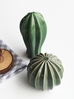 Nouvelle Décoration Cactus en Céramique de Haute Qualité Style Nordique 2025, Design Moderne Vert Glacé, Ornement d'Intérieur Inspiré Pâques Halloween