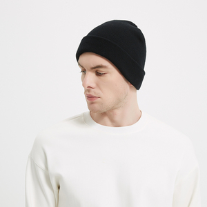 El gorro protector UrGarding Winter EMF contiene tela de plata pura hecha para protección de 5g Anti radiación para clima frío - Product Image 4