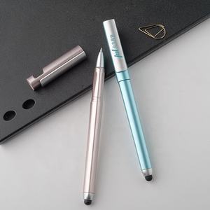 <span class=keywords><strong>3</strong></span> In 1 Stift Dreieckiger Lauf Gel Tinte Telefon halter Stift Mit Stylus Tip Gel Stift mit Logo - Product Image 4