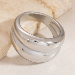 Stainless Steel <b>Ring</b> <b>Plain</b> Band Wave Geometry Polished Surface Unisex Wedding Jewelry - Product Image 2