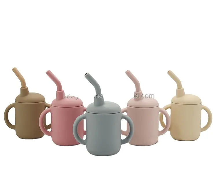 Beatuiful Baby Geschenkset Baby Feeding Cup Set OEM Kunden spezifische <span class=keywords><strong>Silikon</strong></span> Baby Cup BPA Free Color Design Printing Wide