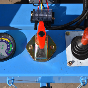1,5-Tonnen 3m Selbstfahrende Elektrische Scherenhebebühne mit Rutschfester Plattform für <span class=keywords><strong>2</strong></span> Personen - Product Image 2