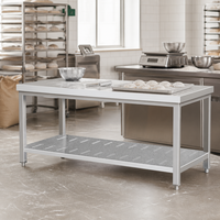 Table de travail multifonction en acier inoxydable avec égouttoir perforé, rangement inférieur et bords surélevés pour la préparation des aliments en cuisine