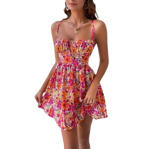 Vêtements pour femmes Robe <span class=keywords><strong>de</strong></span> style vacances Printemps et été Nouveau bord <span class=keywords><strong>de</strong></span> mer Vacances Floral <span class=keywords><strong>Col</strong></span> carré Jupe courte - Product Image 5