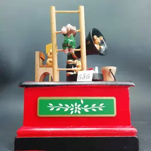 圣诞装饰品木制音乐盒音乐盒旋转木马大生日礼物创意音乐盒