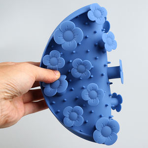 Tazón de silicona para alimentación lenta de mascotas, diseño poco profundo con patrón de flores, reduce el aburrimiento - Product Image 4