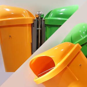 Contenedor de <span class=keywords><strong>Basura</strong></span> Público de Plástico de 50L con <span class=keywords><strong>Doble</strong></span> Compartimiento y Poste para la Calle - Product Image 4
