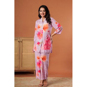 Ensemble coordonné pour un usage quotidien tendance, ensemble coordonné pour les voyages de luxe, ensemble coordonné de fusion ethnique moderne à prix raisonnable - Product Image 1