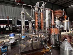 Colonne de distillation en cuivre polyvalente Ace pour le brassage et la distillation à domicile - Product Image 2