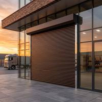 Porte sectionnelle à enroulement de qualité industrielle pour centre de distribution logistique
