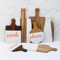 Planche à découper personnalisée en marbre et bois d'acacia, plateau à fromage de Noël, plaque de service simple en roche blanche imprimée