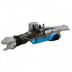 Configuration et modèle de <span class=keywords><strong>bateau</strong></span> de nettoyage de lotus d'eau, d'herbe aquatique et d'herbe cassée sur <span class=keywords><strong>la</strong></span> surface de <span class=keywords><strong>la</strong></span> rivière - Product Image 1