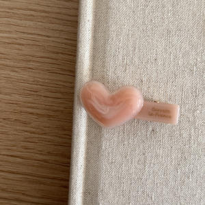 กิ๊บติดผมอะซิเตทสีเจลลี่หรูหรา กิ๊บติดผมรูปหัวใจหวานๆ สำหรับเด็กผู้หญิง - Product Image 2