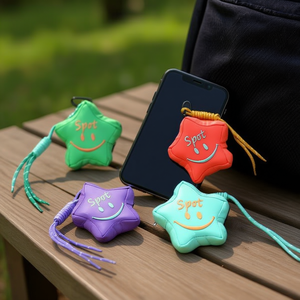 Portachiavi a Forma di Piccola Stella, Charm per Borsa con Design Colorato e Sorridente, per Cinturini del Telefono - Product Image 2