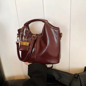 Nuevos Bolsos De Mujer de estilo retro de otoño, bolso bandolera de gran capacidad con cadena para madre e hijo - Product Image 6