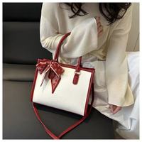 Sac Fourre-tout Rétro Couleur Unie pour Femmes Décontracté Grande Capacité Portable Fermeture Éclair avec Décoration Ruban et Bandoulière