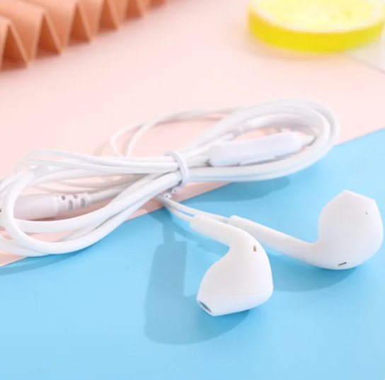 Nice Universal In-Ear 3.5mm Wired Earbuds Super Bass Stereo Earphones Headphones With Microphone