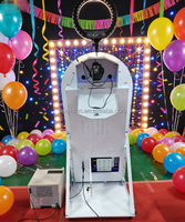 Miroir Magique Professionnel 65 Pouces avec Impression Instantanée, Cabine Photo Portable à Cadre Métallique pour Fêtes, Mariages et Événements