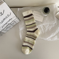Chaussettes unisexes SN à motif color block, broderie style animal de dessin animé, design rétro japonais, respirantes, avec détail de revers jetable
