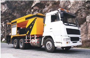 Máquina de Microconcreto para Pavimentación con Motor Cummins y Sistema Totalmente Hidráulico para Camiones Transportadores de Pavimento - Product Image 6