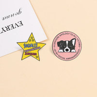 Épinglette en émail « Prix de l'Incompétence Sociale » – Broche humoristique « Désolations » pour Border Collie, Mention Honorable – Bijou pour sac, pour les timides et introvertis