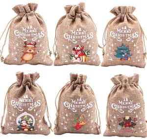 Sacs en toile de jute à cordon de serrage de Noël à motifs de dessins animés, plusieurs tailles, pour cadeaux et bonbons de Noël - Product Image 2