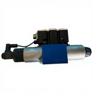 R901400160 4WREE10V1-75-2X/G24K31/F1M ตัวควบคุมทิศทางแบบสัดส่วน - Product Image 4