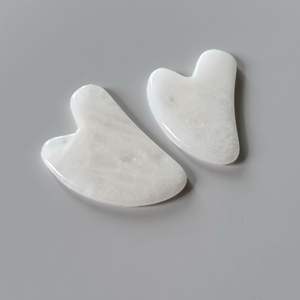 Raspador de Gua Sha de Jade Blanco, - Product Image 2