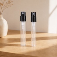 Flacon de parfum de voyage rechargeable en verre transparent avec atomiseur à brume fine noir, emballage cosmétique vide, vente en gros en vrac