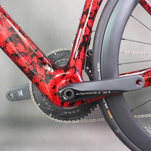 Juego completo de ruedas de carbono para bicicleta de <span class=keywords><strong>carretera</strong></span>, juego de ruedas de carbono Ultegra R8020, freno de disco de cable oculto completo con ondulación de agua roja - Product Image 5