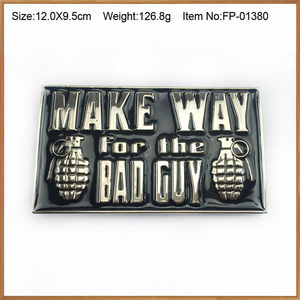 Boucle <span class=keywords><strong>de</strong></span> ceinture rétro rectangulaire en alliage <span class=keywords><strong>de</strong></span> <span class=keywords><strong>zinc</strong></span> avec grenade à main pour ceinture - Product Image 2