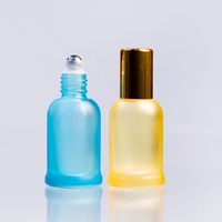 Emballage cosmétique de 10ml avec logo personnalisé bouteille de parfum huile essentielle transparente rouleau en verre bouteille en verre à rouleau
