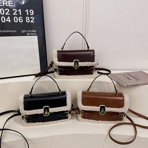 Новая женская сумка через плечо в стиле ретро 2026 года, прямые поставки с фабрики, дешевая женская сумка-кроссбоди из искусственной кожи, квадратная сумка - Product Image 1