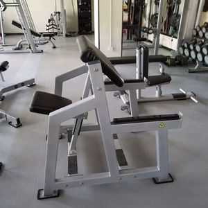 Rack d'entraînement vertical pour biceps avec support de bras ergonomique pour petits studios de fitness privés – Exercice de renforcement des bras - Product Image 3