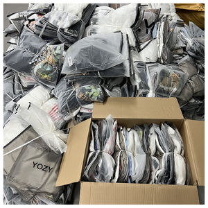 ชุดเดรสผู้หญิงขายส่งราคาพิเศษ คละแบบ รวมหลายชุด เสื้อผ้าแฟชั่นมือสอง ลดราคาสำหรับขายต่อหรือส่งออก - Product Image 1