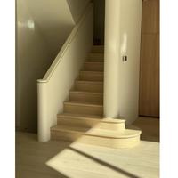 Escalier empilé Verre trempé Bande de roulement en bois massif Panneau de roche Marbre Bande de roulement Garde-corps Escalier avec LED Stirp Personnalisable