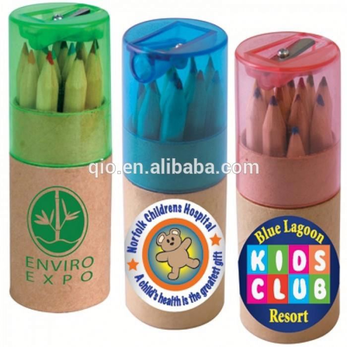 Цветные деревянные карандаши в картонной трубке с точилкой