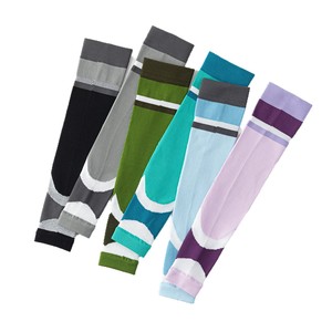 Nouvelles chaussettes de compression sportives à rayures géométriques colorées 2026, idéales pour la course à pied, la corde à sauter et le fitness - Product Image 5