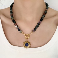 Collier pendentif fait main avec fermoir en or et pierres naturelles multicolores pour femmes
