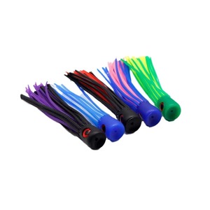 Señuelo de pulpo artificial de 15 cm con falda, señuelo de superficie para pesca en agua salada, cebo blando biónico para pesca con señuelos. - Product Image 1