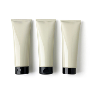 หลอดบรรจุภัณฑ์เครื่องสำอางพลาสติก PE สีเบจเงา พิมพ์โลโก้ได้ สำหรับโลชั่นบำรุงผิวและเส้นผม ขนาด 250 มล./กรัม พร้อมฝาปิดแบบพลิก - Product Image 3