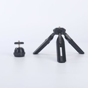 Mini trépied pour appareil photo, téléphone, projecteur, support pliable de 205mm de longueur avec pince réglable, matériau ABS noir et rouge - Product Image 3