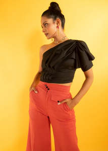 Conjunto de dos piezas Black Fire para mujer, elegante conjunto de dos piezas con diseño audaz, estilo moderno, ajuste cómodo para fiestas y ocasiones informales. - Product Image 3