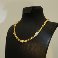 Nouveau collier en zircon tendance, style français haut de gamme, combinaison exquise, style 2026, approvisionnement direct d'usine
