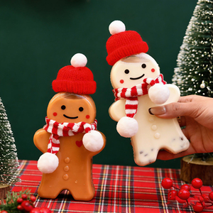 Botella de Plástico PET de Grado Alimenticio para Bebidas Frías, Jugos de Frutas, Té Boba, Café, con Tapa de Aluminio, Diseño de Hombre de Jengibre Navideño, Venta al Por Mayor - Product Image 2