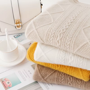 Maglione Giallo Brillante da <span class=keywords><strong>Donna</strong></span> con Collo Rotondo in Cotone Organico, Design Personalizzato per Climi Freddi, Vendita all'Ingrosso - Product Image 6