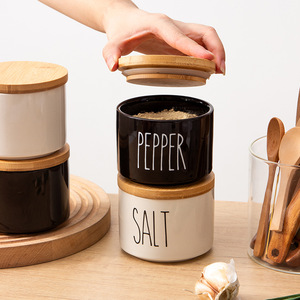 <span class=keywords><strong>Arredamento</strong></span> moderno cucina 270ml capacità di <span class=keywords><strong>sale</strong></span> in ceramica e pepe ciotole con coperchio di bambù - Product Image 4