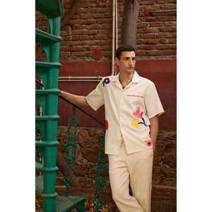 Camisa para Hombre, Corte Cómodo, Estilo con Botones, Diseñada para el Trabajo, Eventos Casuales y Uso Diario - Product Image 2