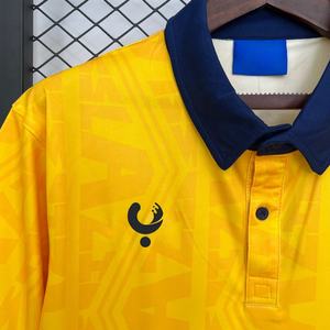 Camiseta de fútbol retro barata China al por mayor camiseta de fútbol de estilo antiguo transpirable 100% poliéster Anti-UV aceptar diseño libre personalizado - Product Image 3